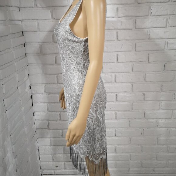 Venus Ladies Grey Lace Pattern with Cream Lining Sleeveless Flapper Dress - Picture 4 of 8